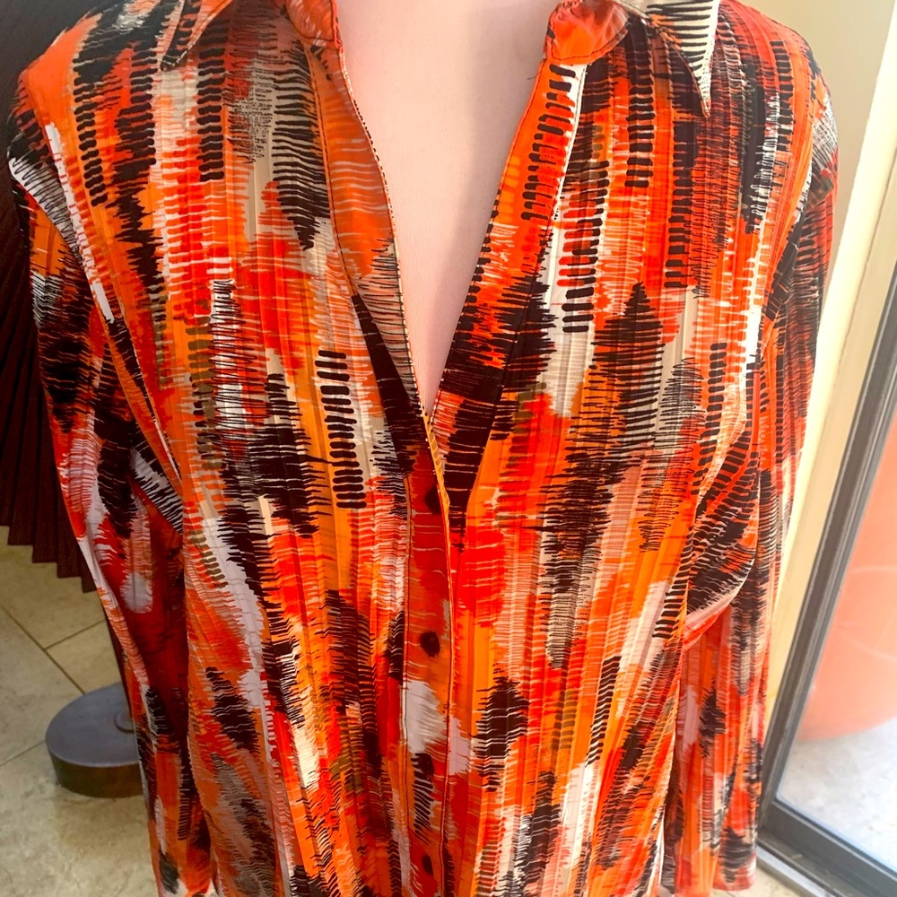 Beautiful Multi Color Button Down Crinkle Top